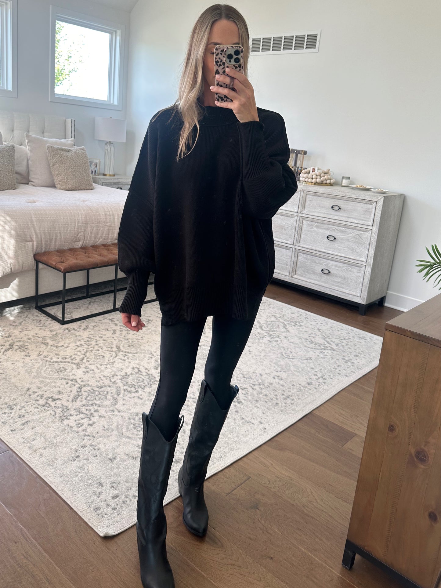 Oversized Sweater- Black