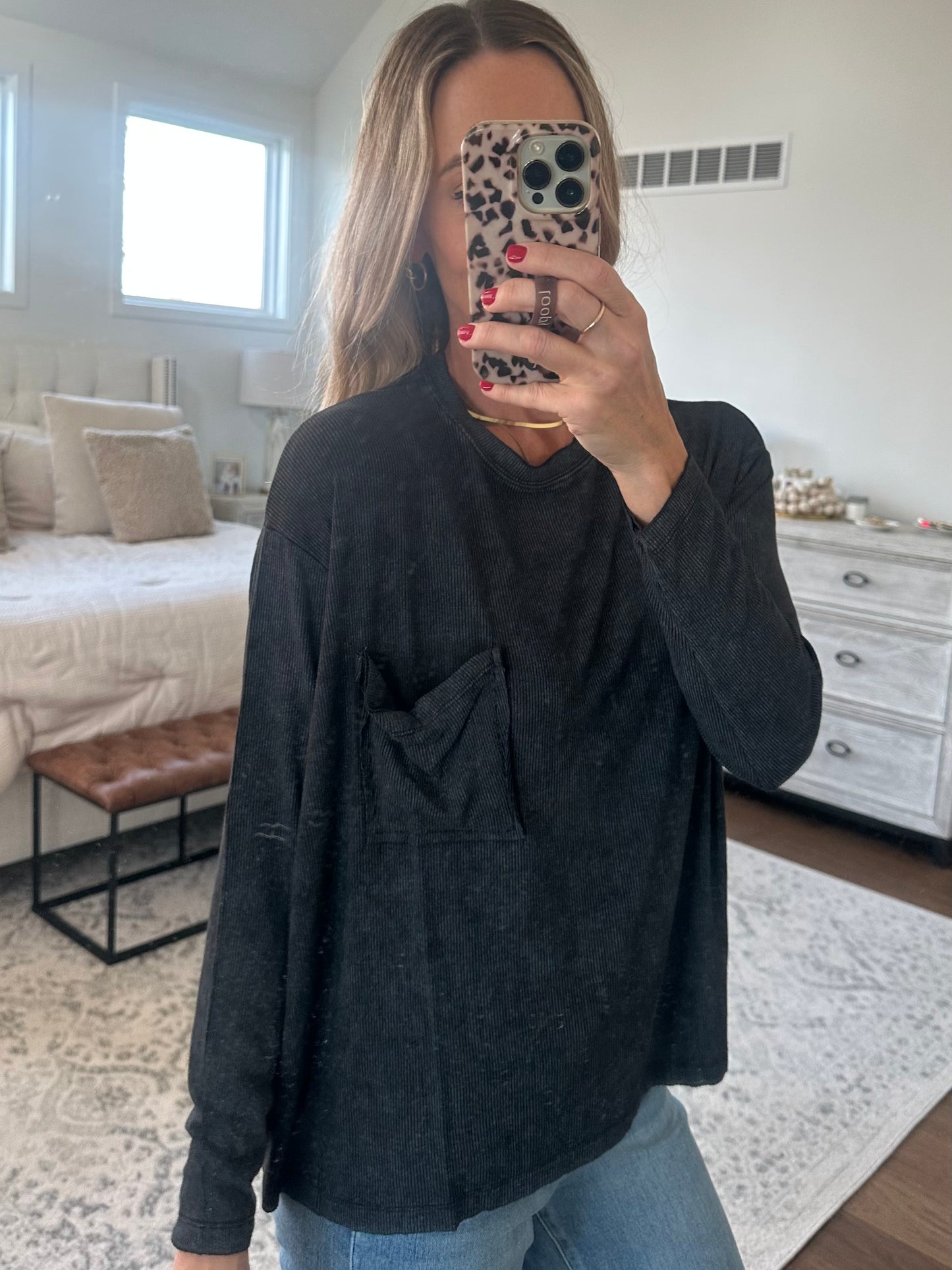 Long Sleeve Pocket Tee- Ash Black