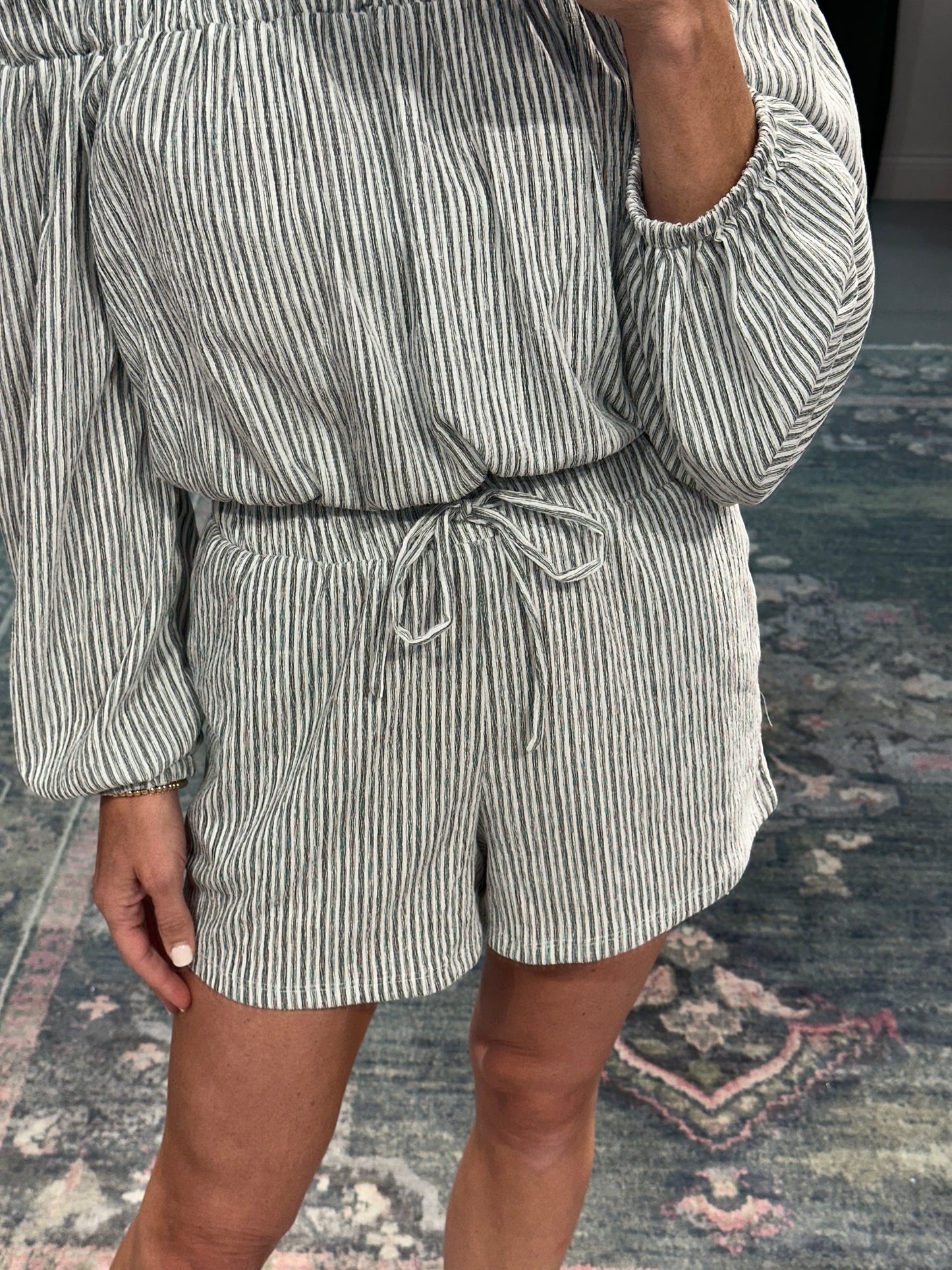 Off the Shoulder Set- Black & White