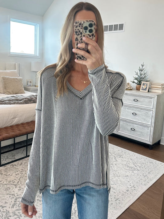 V Neck Thermal- Black & White