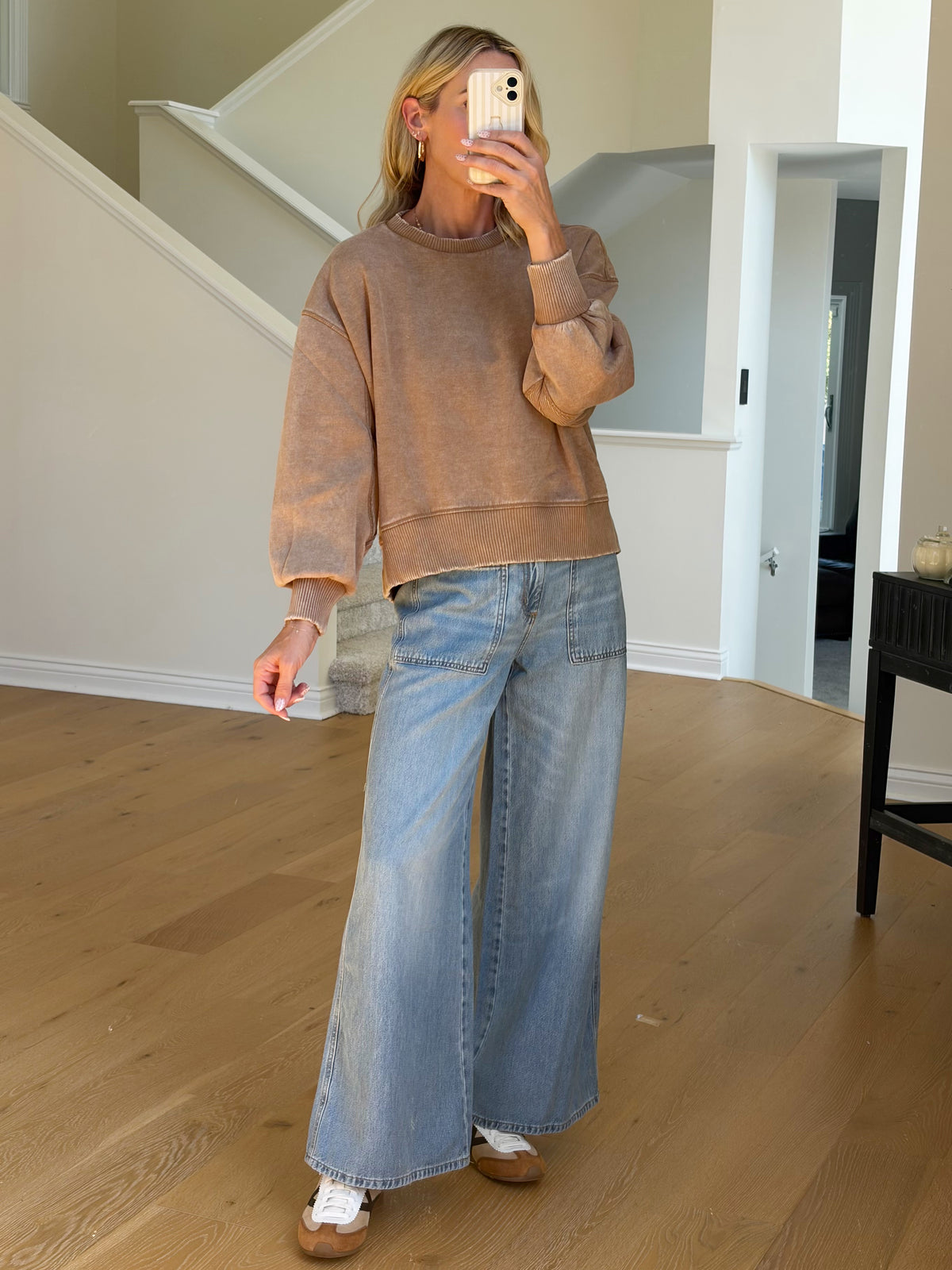 Camel Sweatshirt