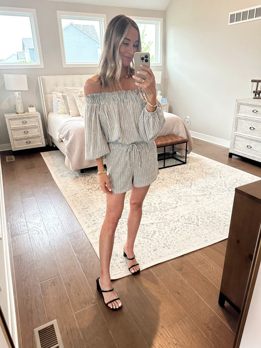 Off the Shoulder Set- Black & White