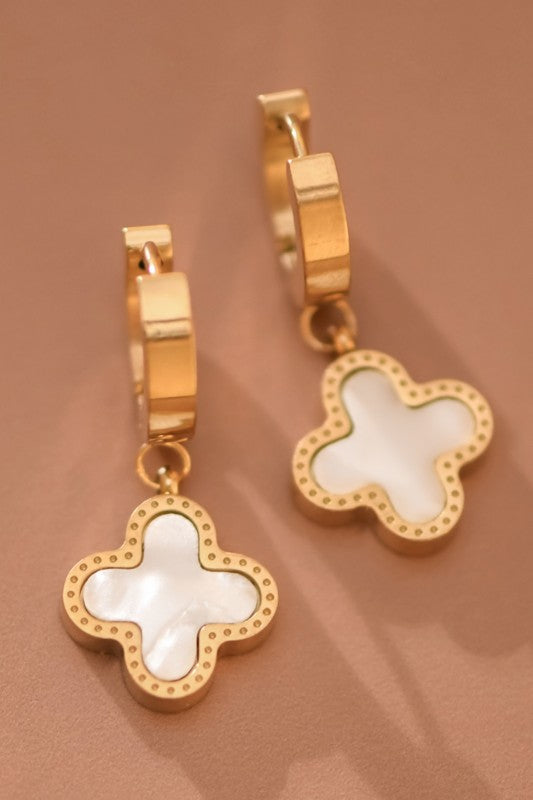 Ivory Clover Earring