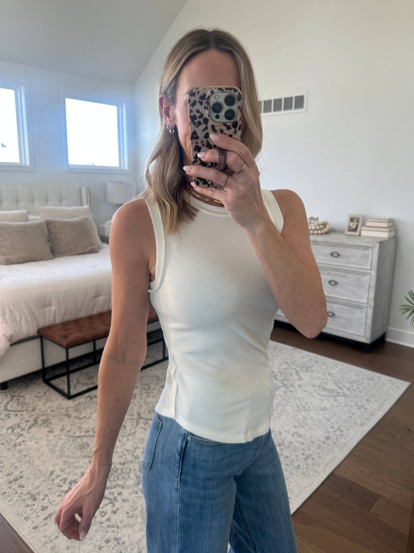 Basic Tank- White