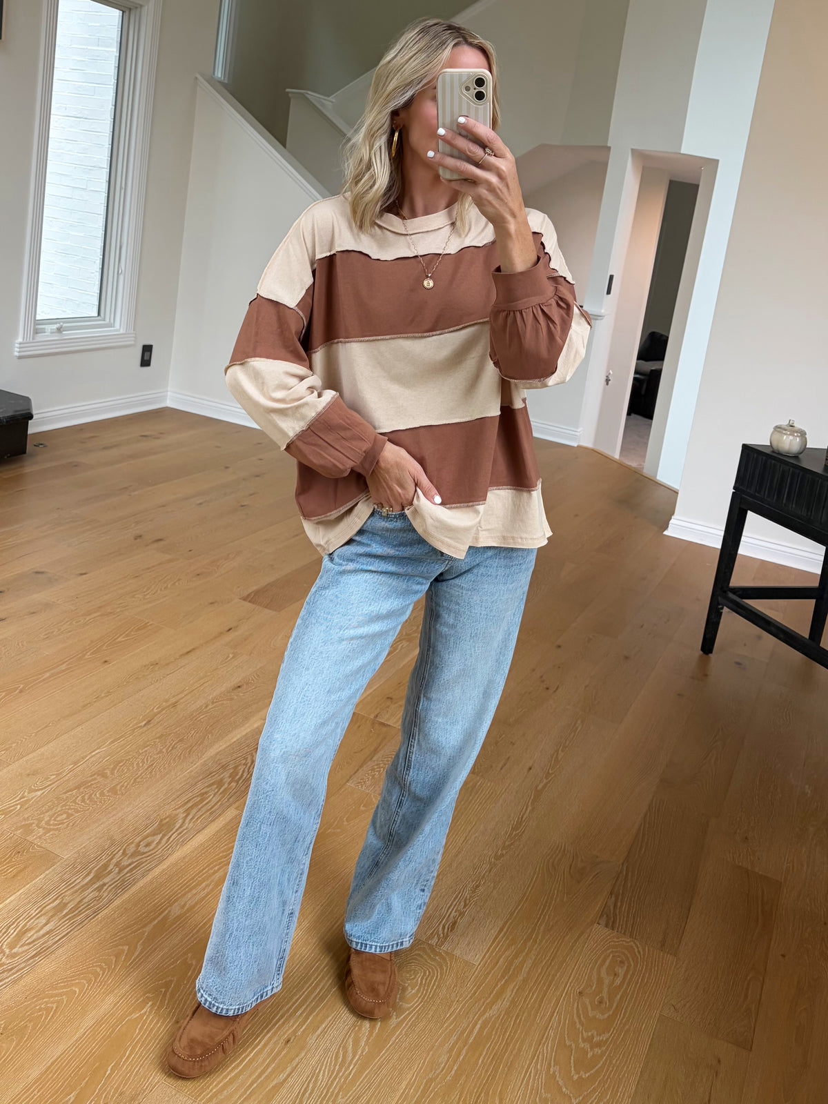 Contrast Pullover-Mocha/Cream