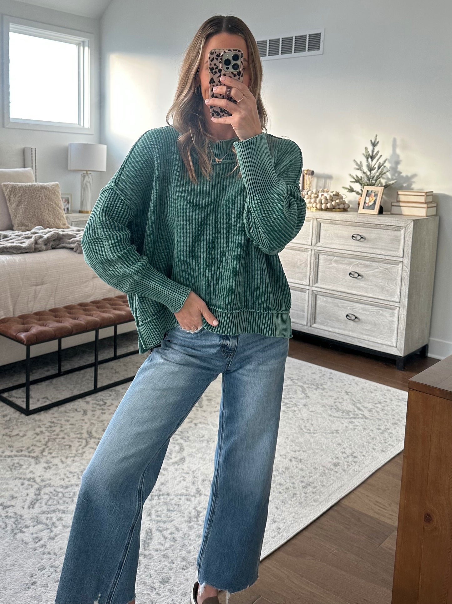 Oversized Cropped Sweater- Green