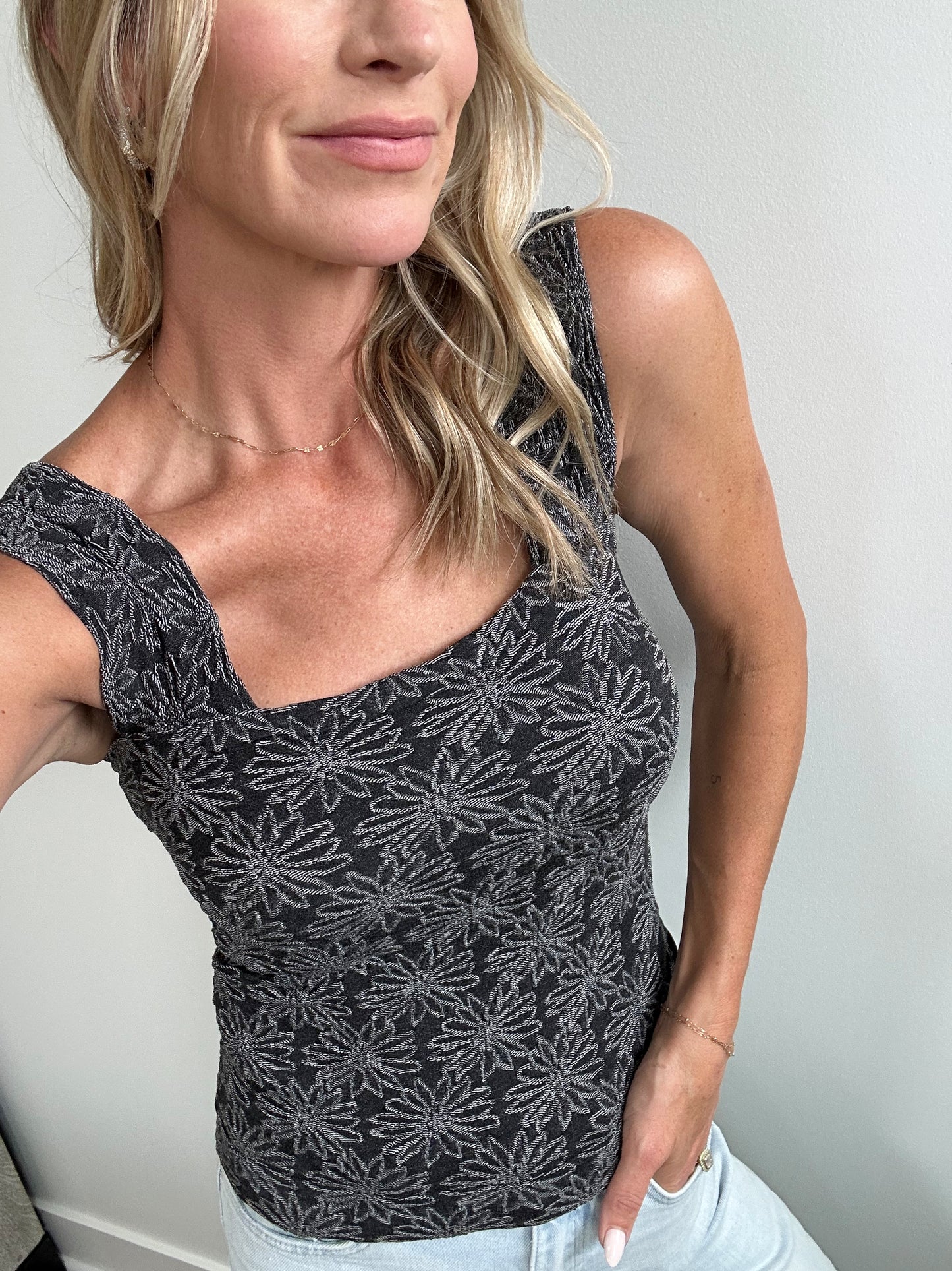 Floral Tank- Black