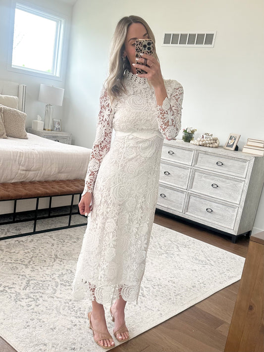 DRESSES & JUMPSUITS  Lottie James