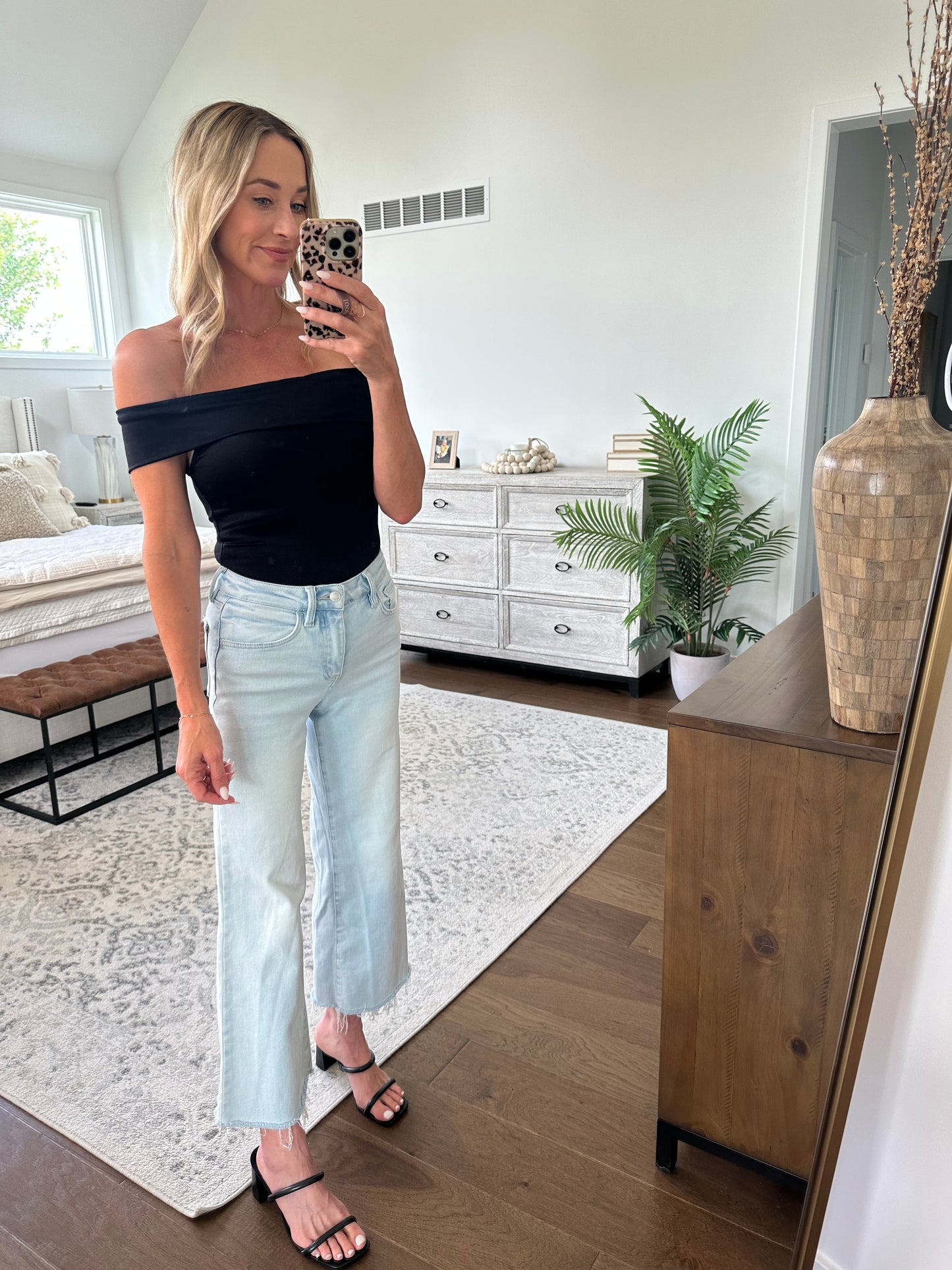 Seamless Off The Shoulder Top- Black