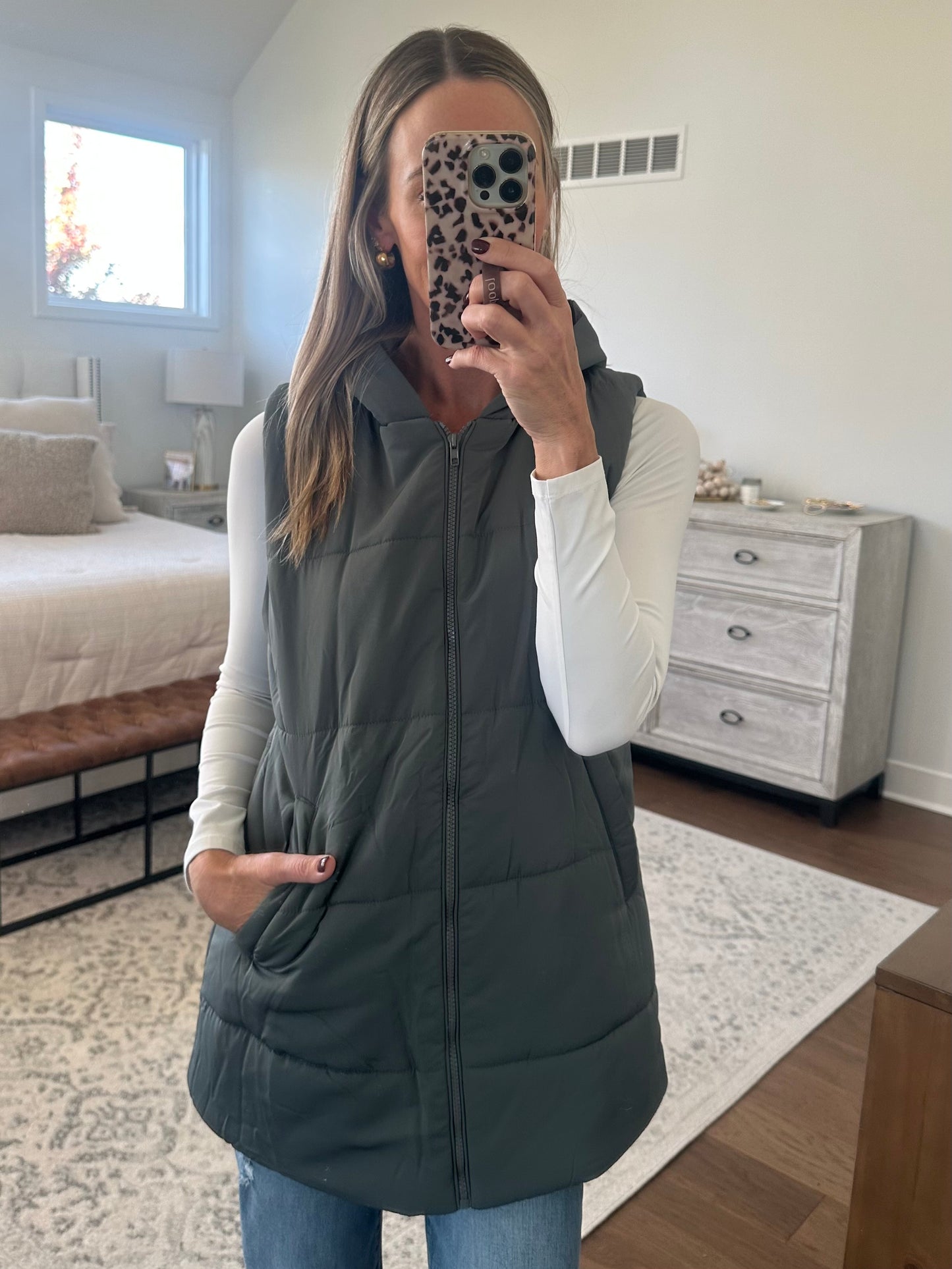 Hooded Puffer Vest- Grey