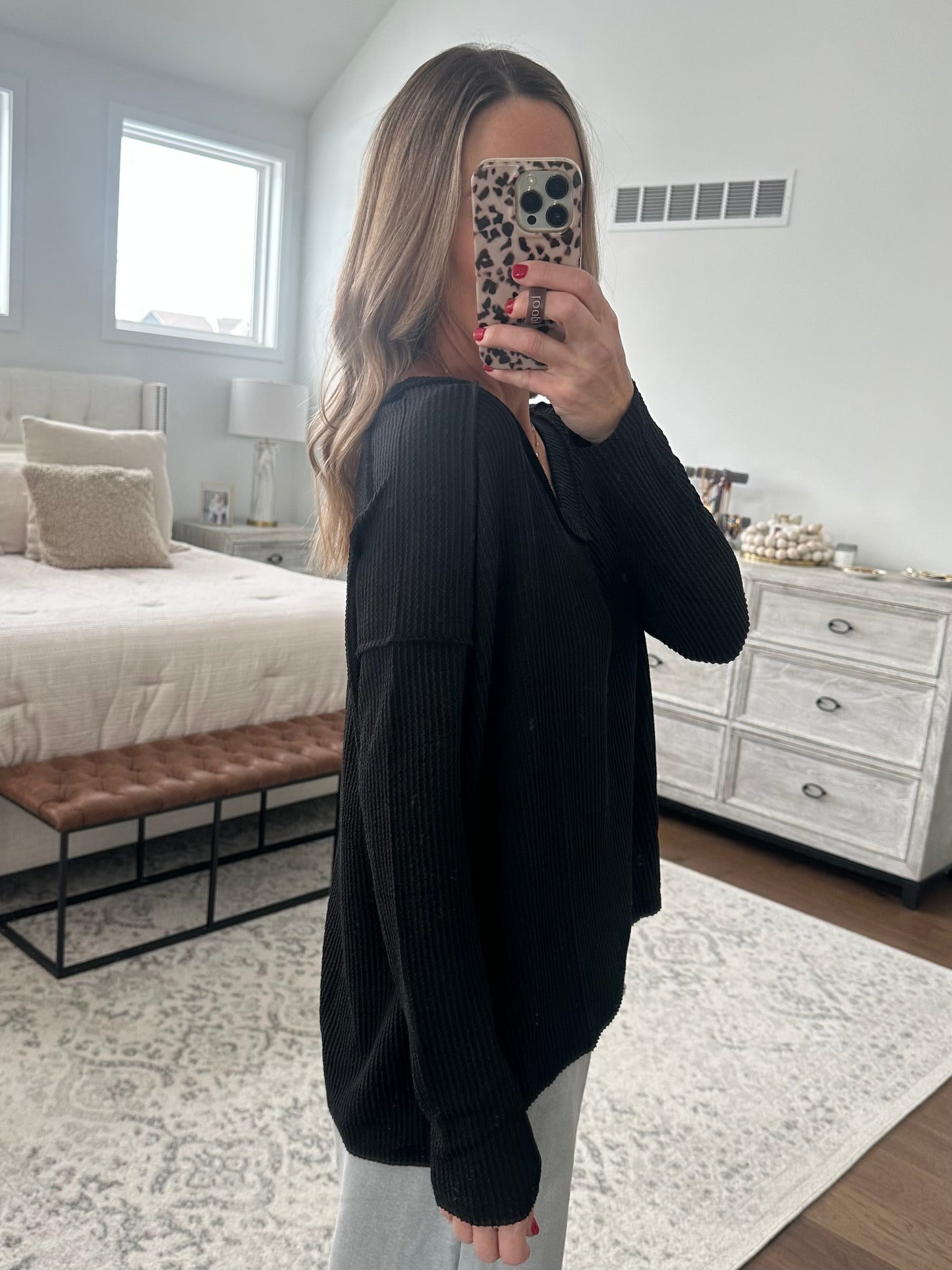 V Neck Thermal- Black