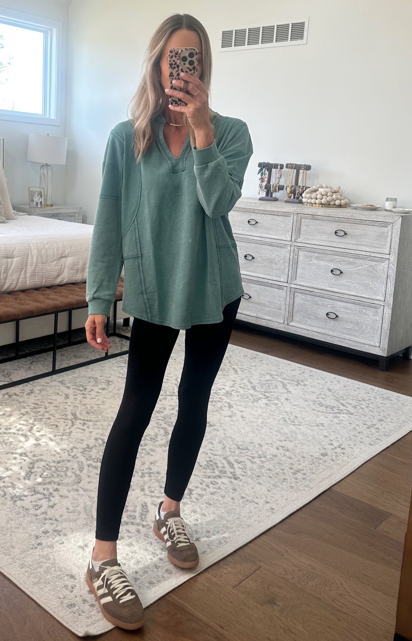 Green Pullover