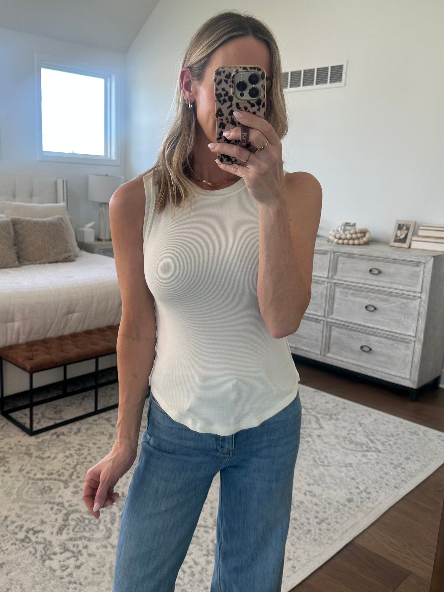 Basic Tank- White