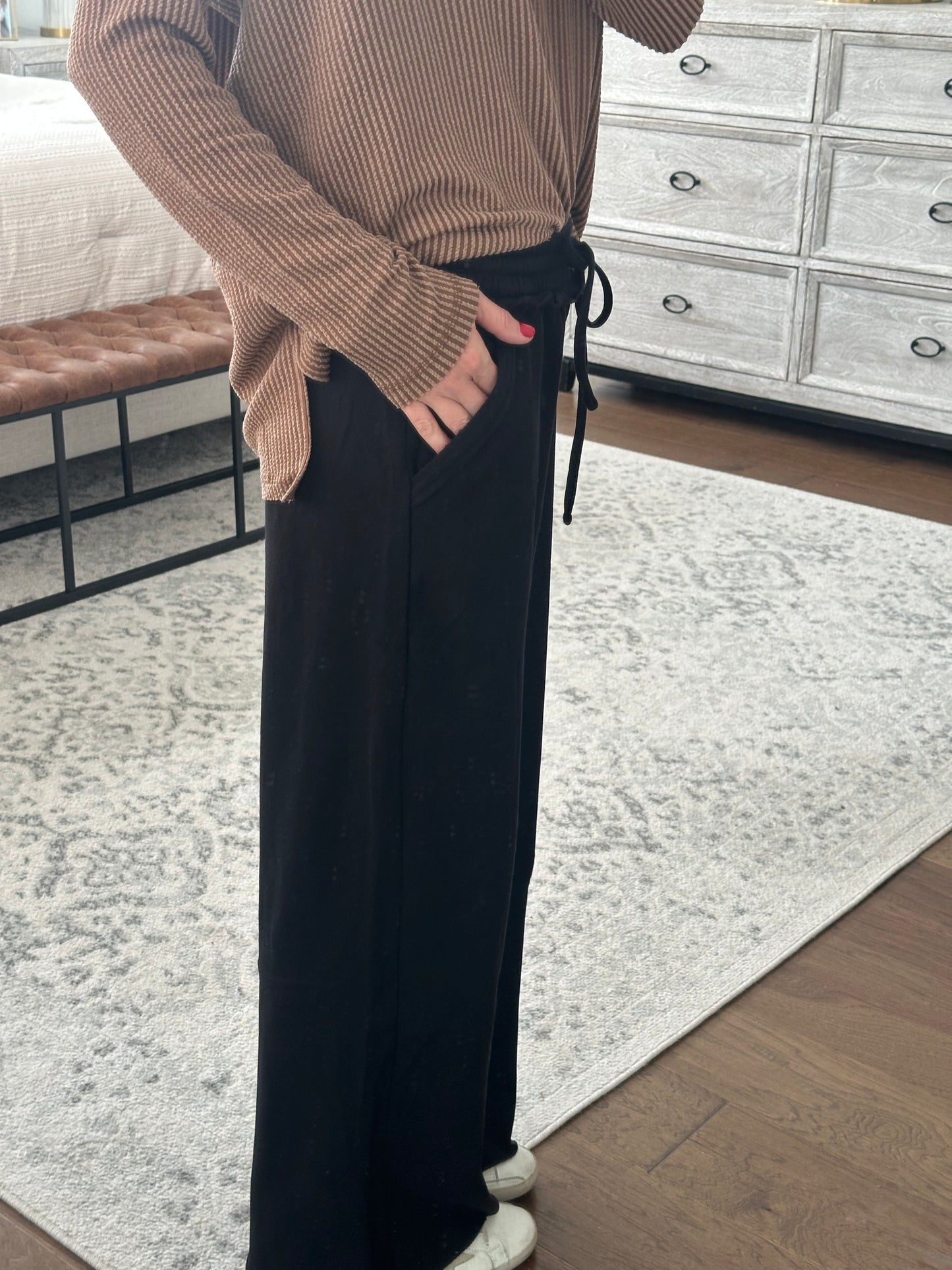 Fleece Lined Pant- Black