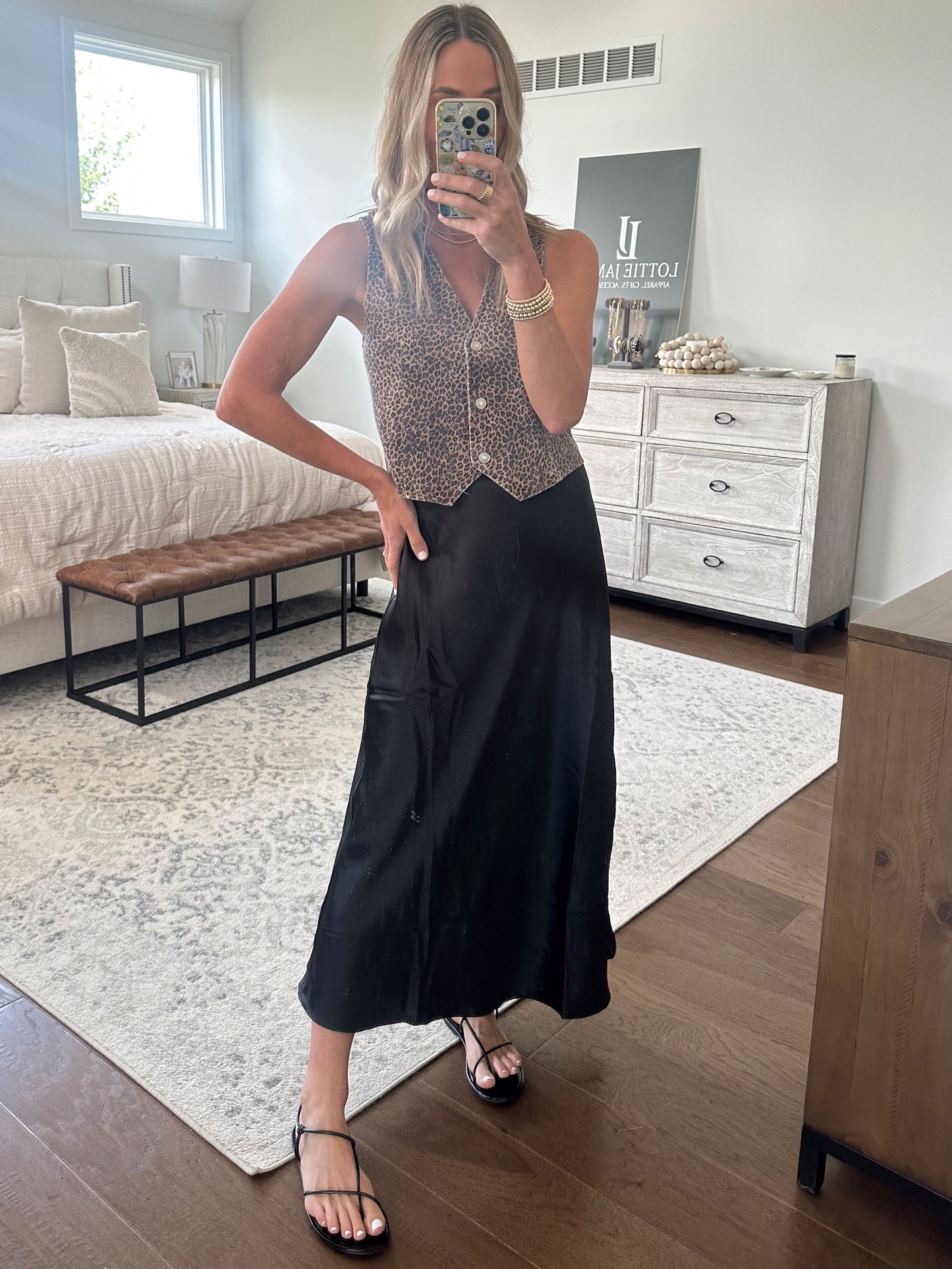 Satin Midi Skirt- Black