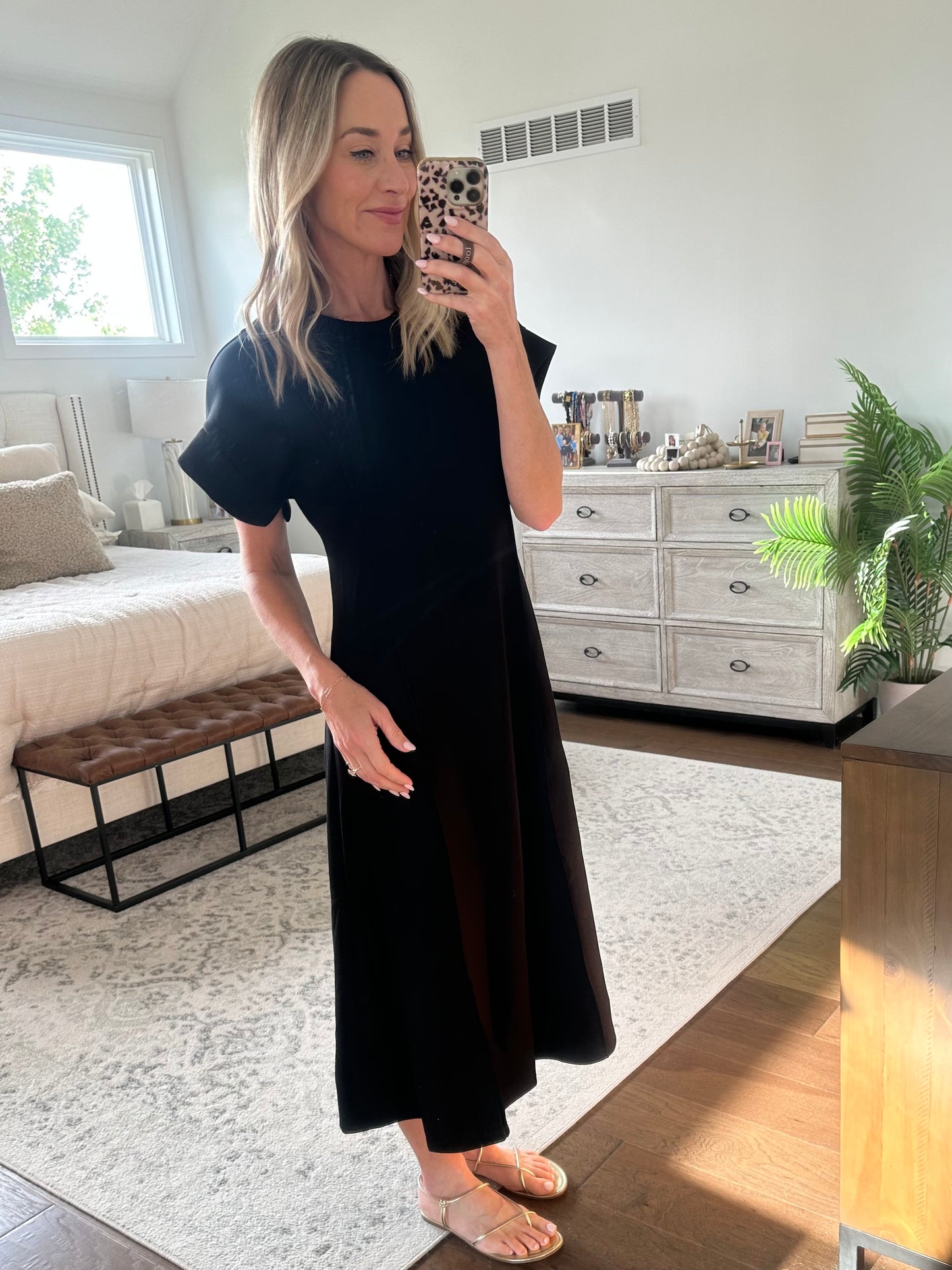 Short Sleeve Black Maxi Dress – Lottie James