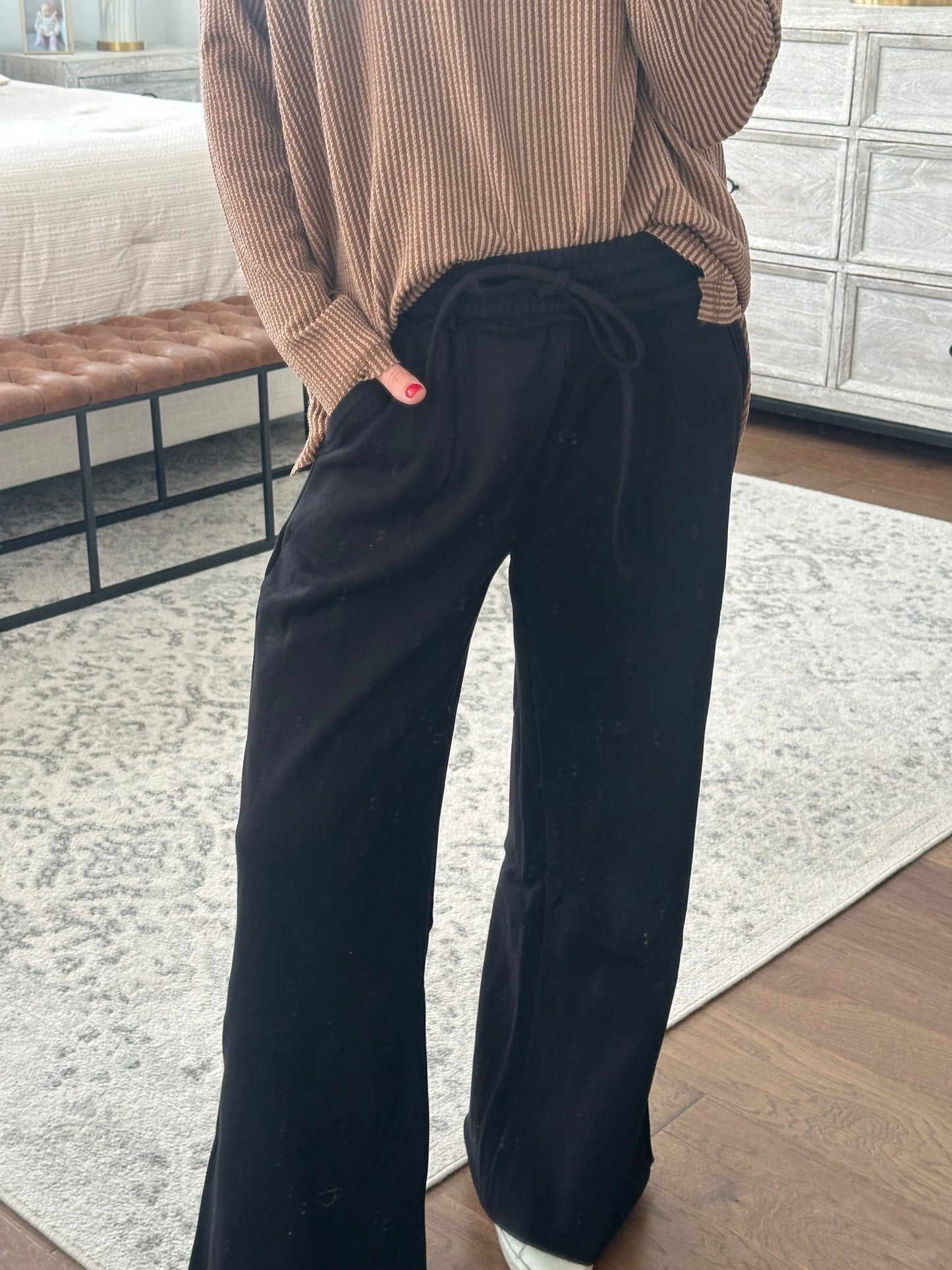 Fleece Lined Pant- Black