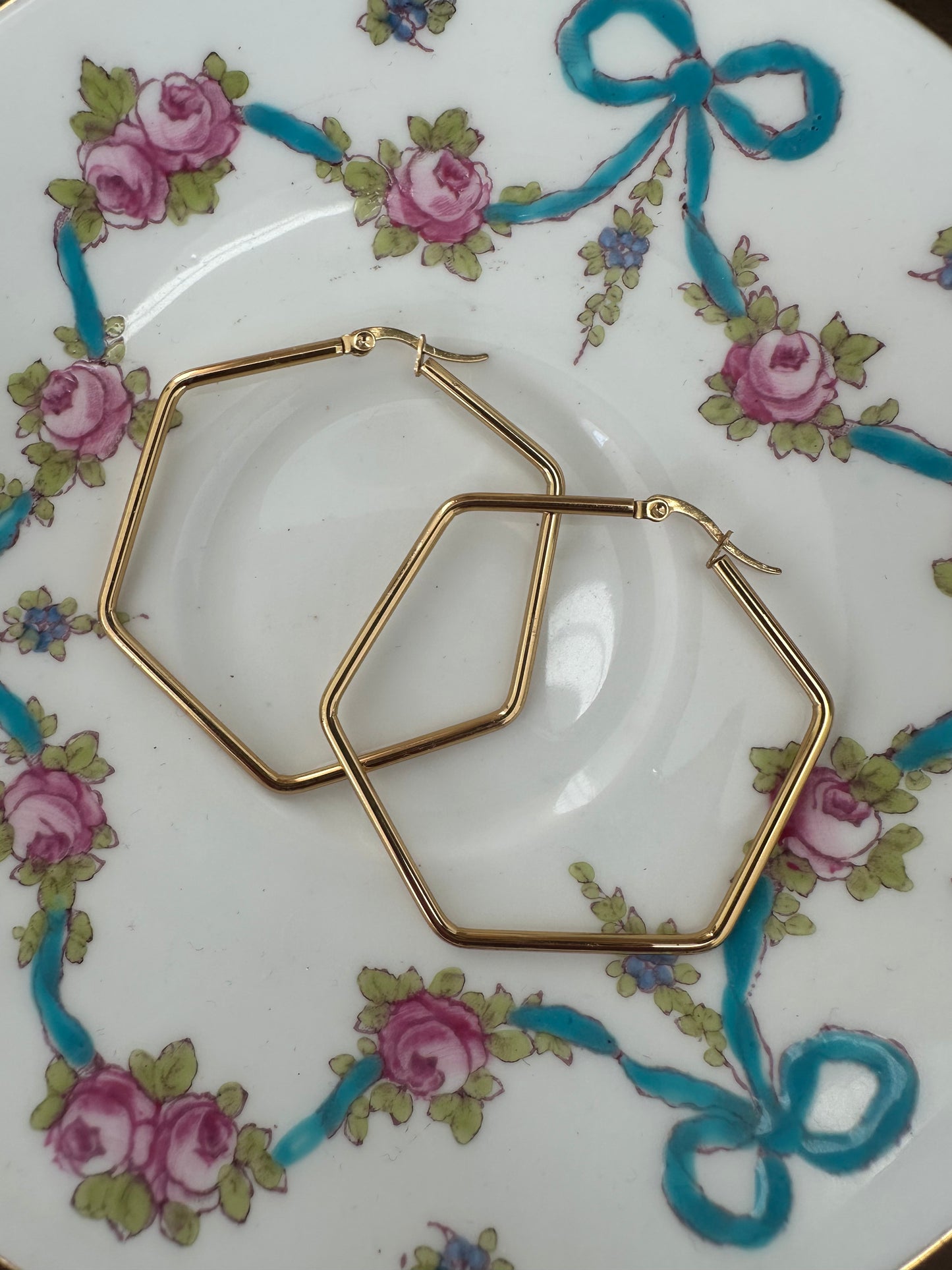 Hexagon Hoops