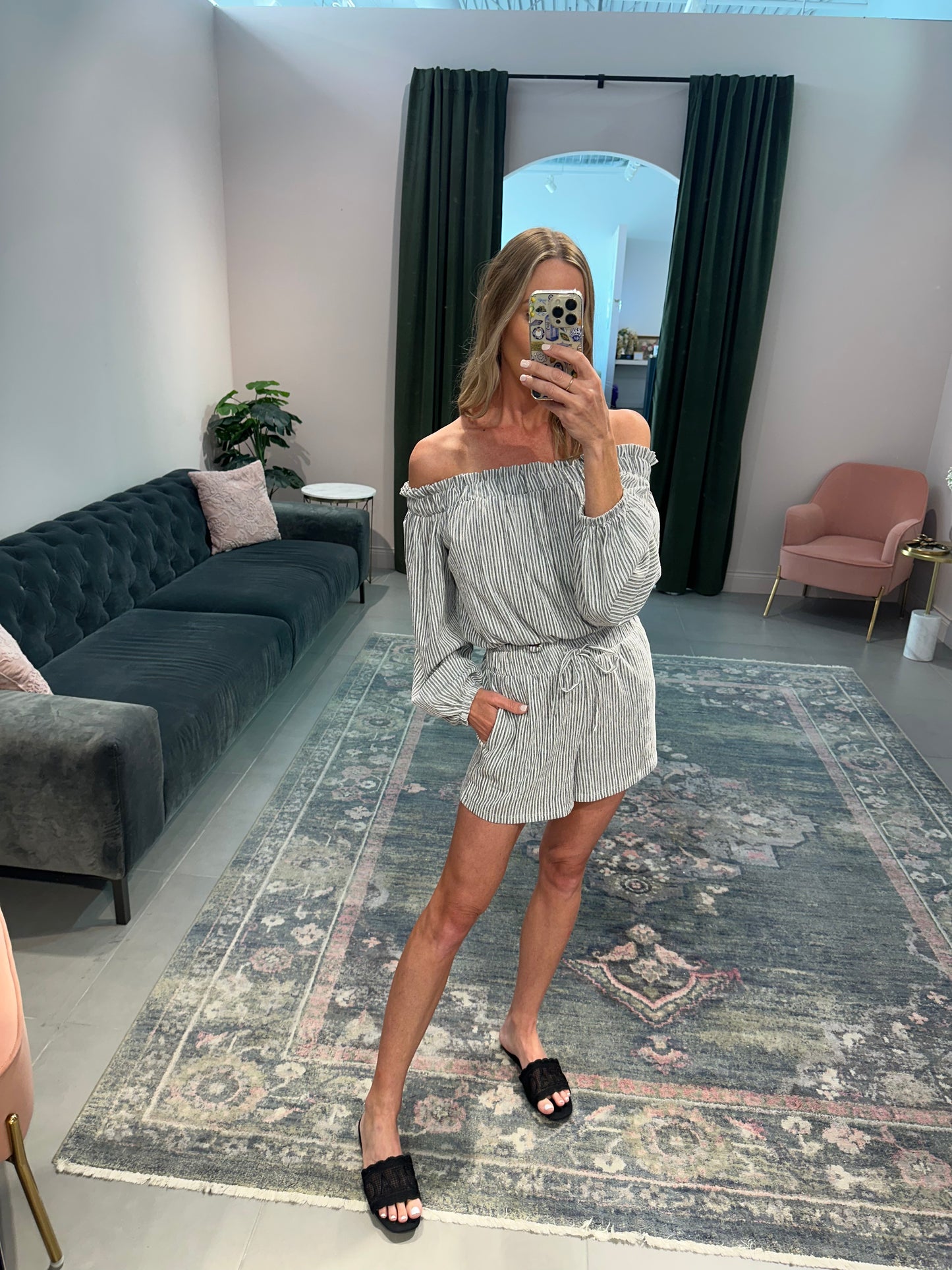 Off the Shoulder Set- Black & White